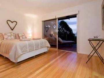 Holiday Home for 13 People in Rosebud, Mornington Peninsula, Photo 1