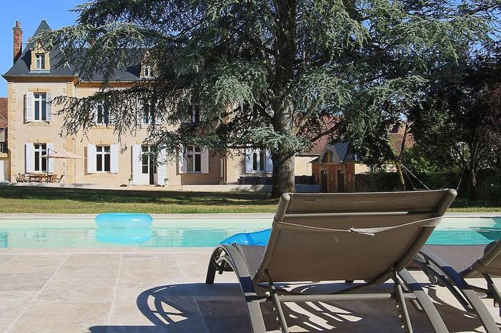 Château pour 18 personnes, avec jardin en Dordogne