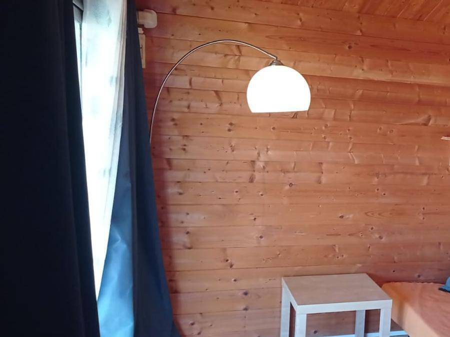 Camping les Peupliers - Chalet 4 personas - 1 habitación de 25m². in Colombiers, Côte d'Améthyste