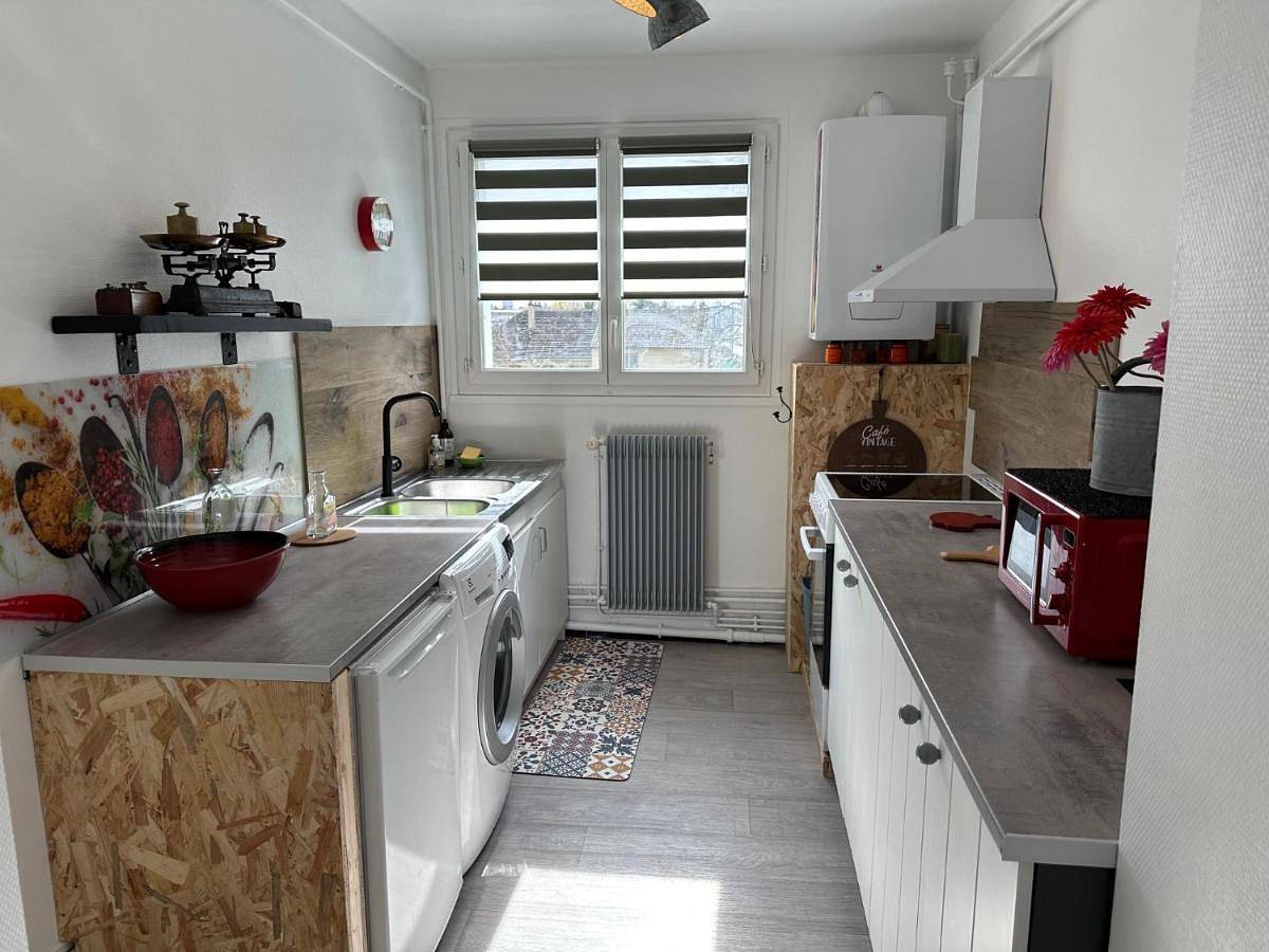 Appartement entier, Two-Bedroom Apartment in Déols, Région de Châteauroux