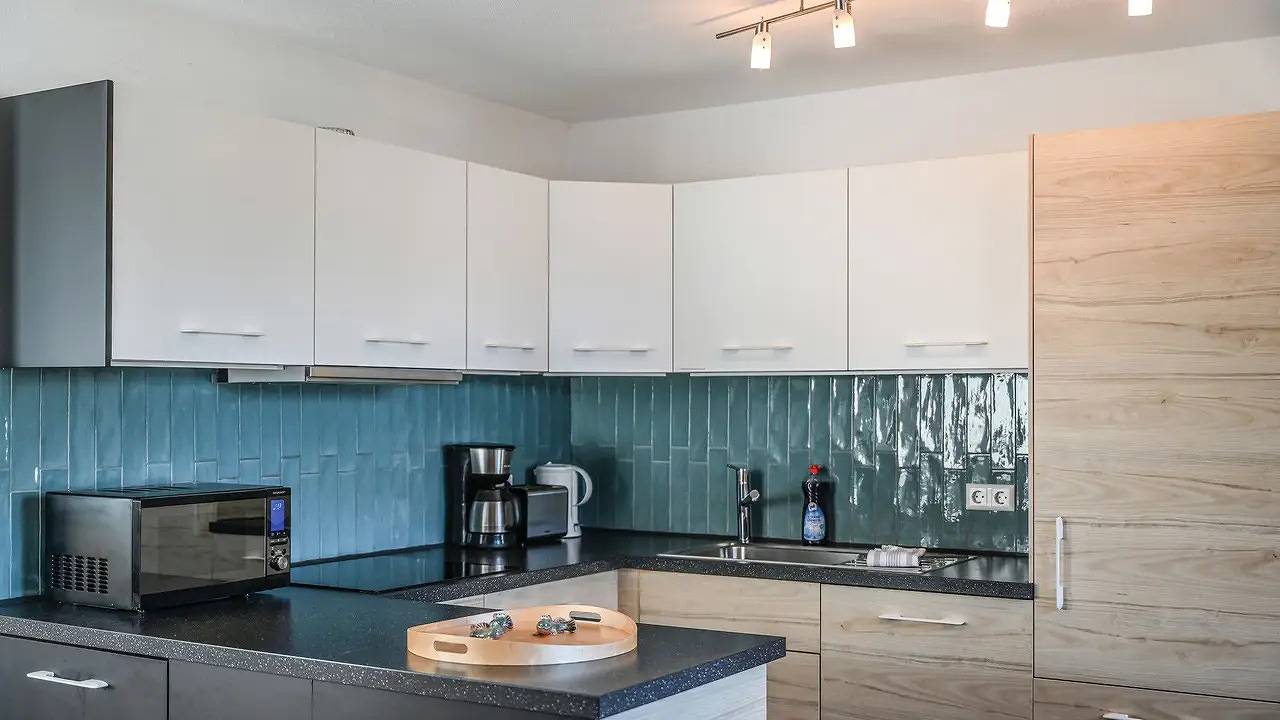 Ganze Ferienwohnung, Ferienwohnung für 9 Personen (102 m²) in Friedrichshafen in Friedrichshafen, Region Bodensee-Oberschwaben