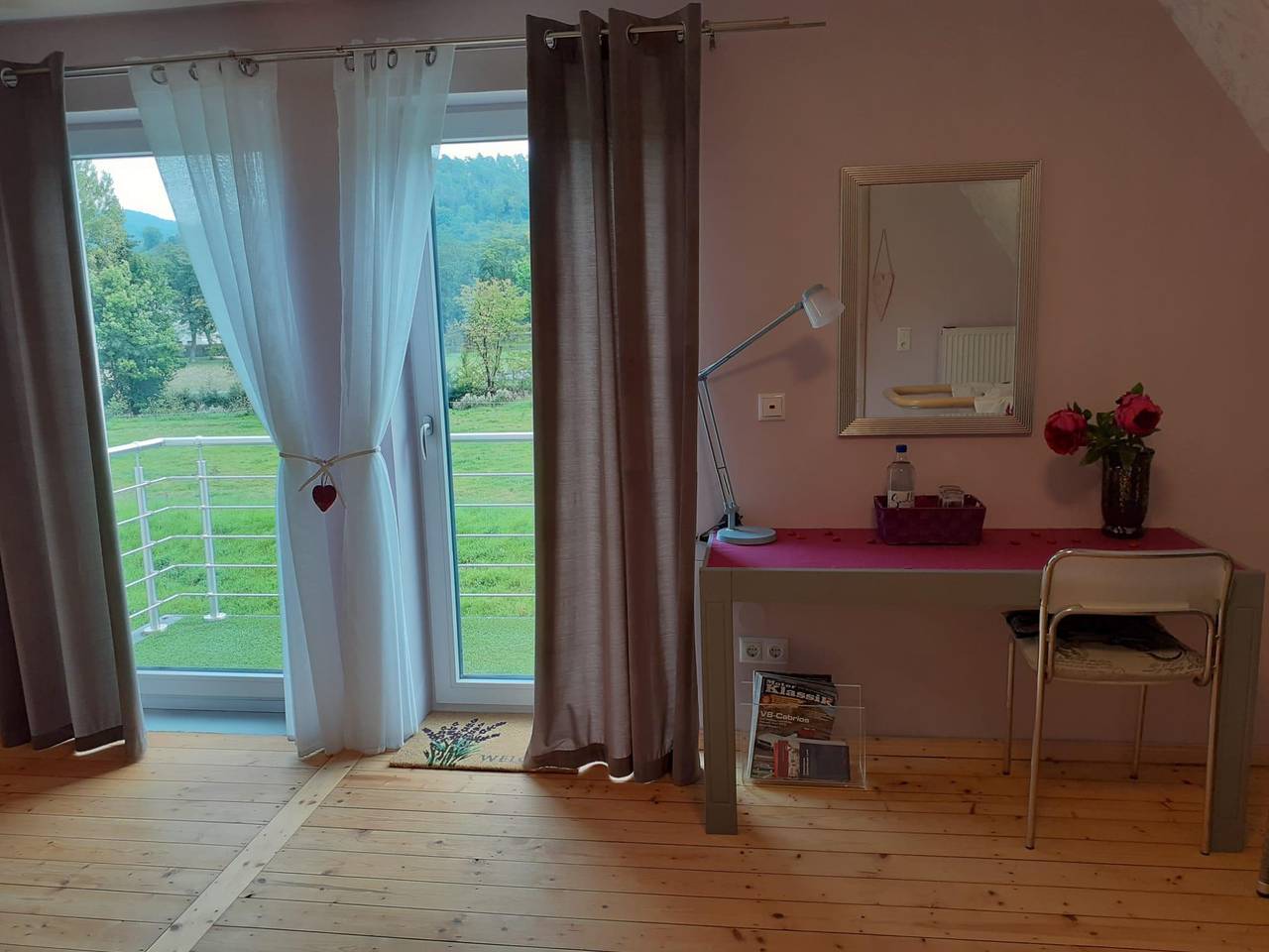 Ganze Ferienwohnung, Ferienhaus Katharina - Urlaub Unter den Klippen in Lügde, Kreis Lippe