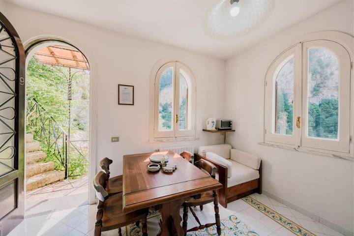 Location de vacances pour 6 personnes, avec jardin ainsi que vue et piscine à Castiglione - 3