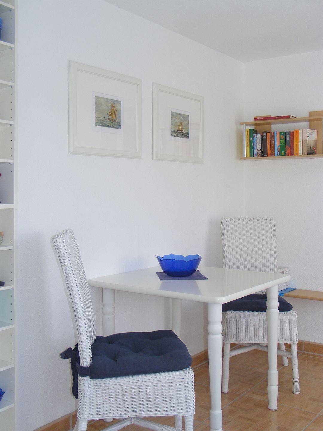 Ganze Wohnung, Stilvolle kleine Fewo f. 2 Pers. im Kapitänshaus, zentrale Lage, Wlan in Prerow, Fischland - Darß - Zingst