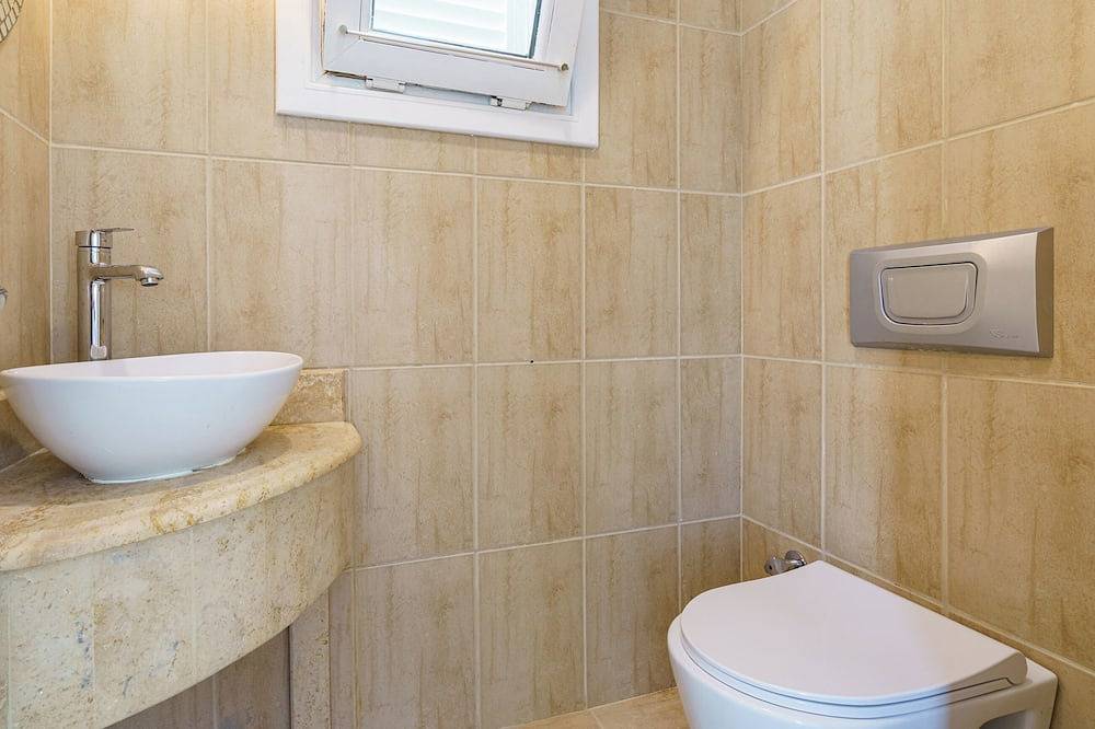 Stone Villa Near Long Beach & Kusadasi Mall with Big Front Yard in Kusadasi, Aydın Province