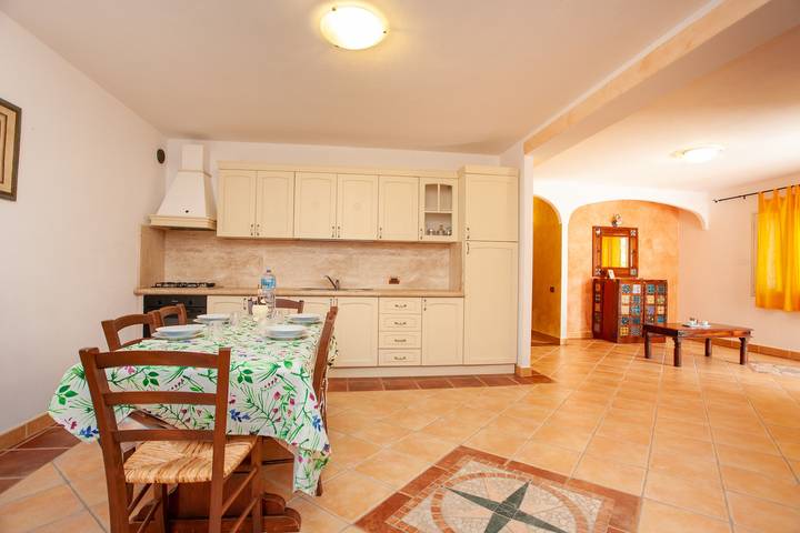 Gîte pour 7 personnes, avec jardin, animaux acceptés dans Orosei - 4