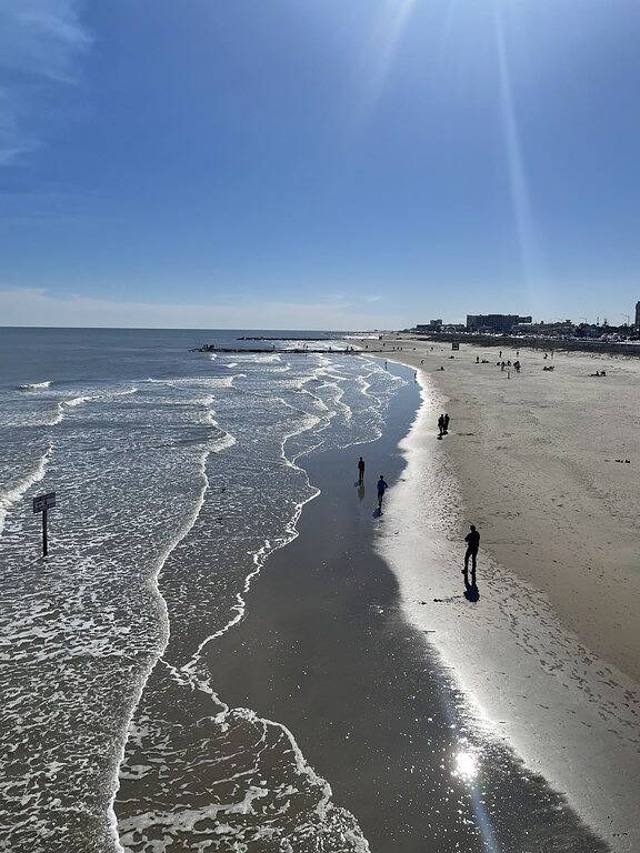 Reel close to the Beach - 2 blocks Pier/Beach in Galveston Island, Galveston