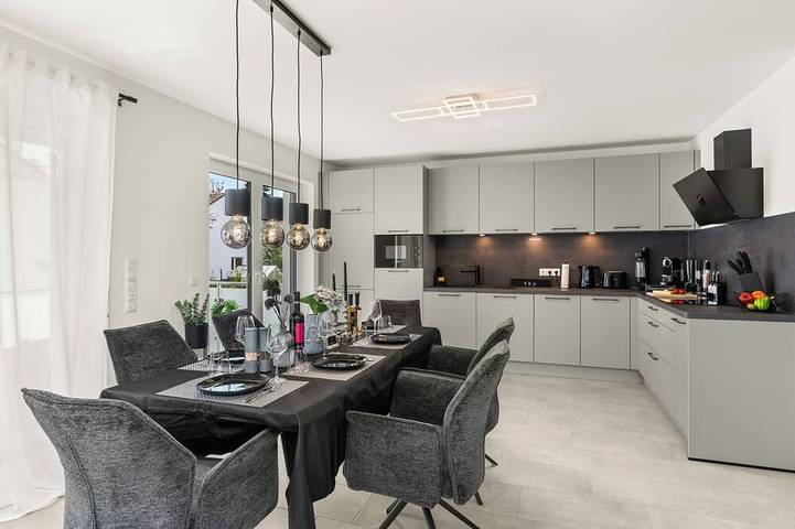 Ferienwohnung für 6 Personen, mit Balkon in Bielefeld