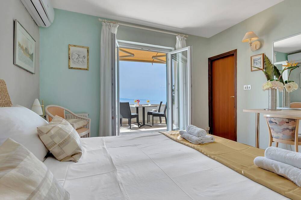 Ganze Wohnung, Tolle Wohnung in Drašnice mit Schönem Garten in Drašnice, Makarska Riviera