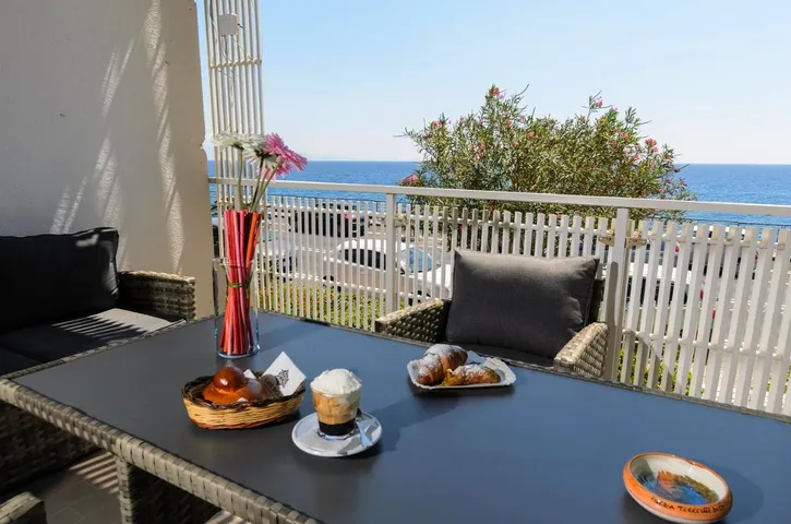 Alojamiento y desayuno para 3 personas, con terraza, Se admiten mascotas - 1