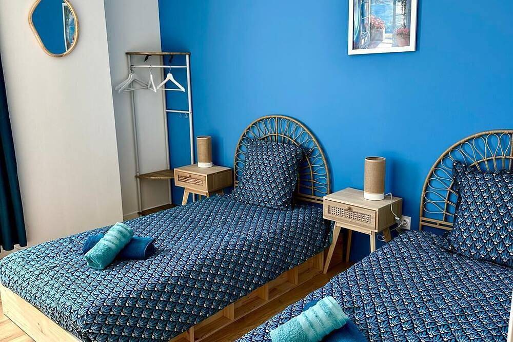 Apartamento entero, Greece – A Cozy Apartment in the Heart of the City with Private Parking in San Quintín (Aisne), Aisne