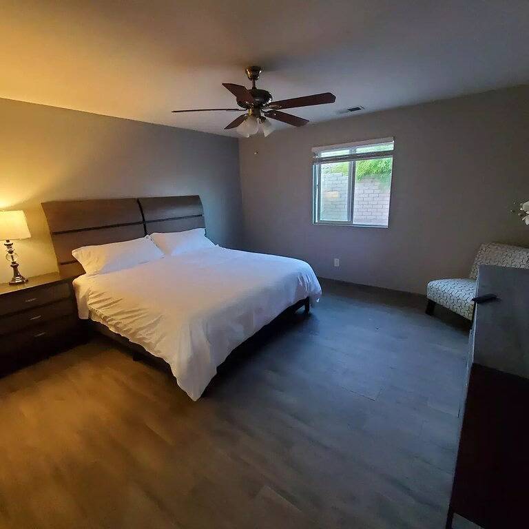 Peaceful Home - 7 minutes from empire polo club in Coachella, Coachella Valley