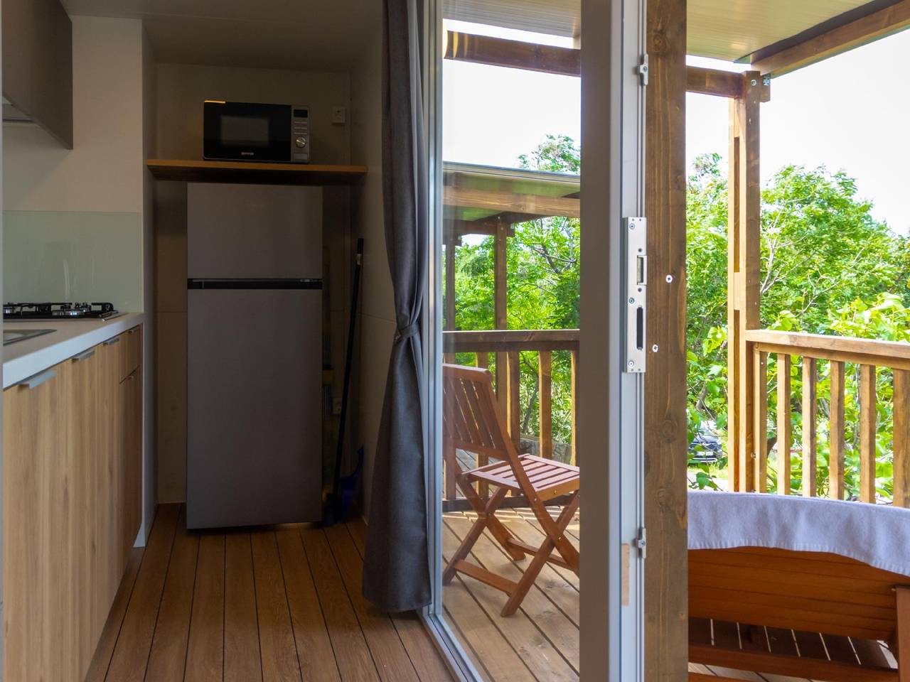 Ganze Ferienwohnung, Mobilheim mit gemeinschaftlichem Pool in Klenovica, Primorje-Gorski Kotar