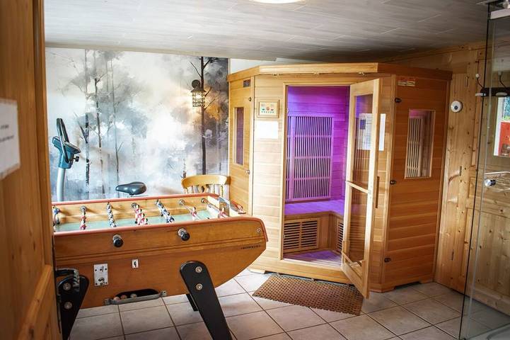 Chalet entier, vue panoramique, ruisseau et sauna. in Bussang, Parc naturel régional des Ballons des Vosges