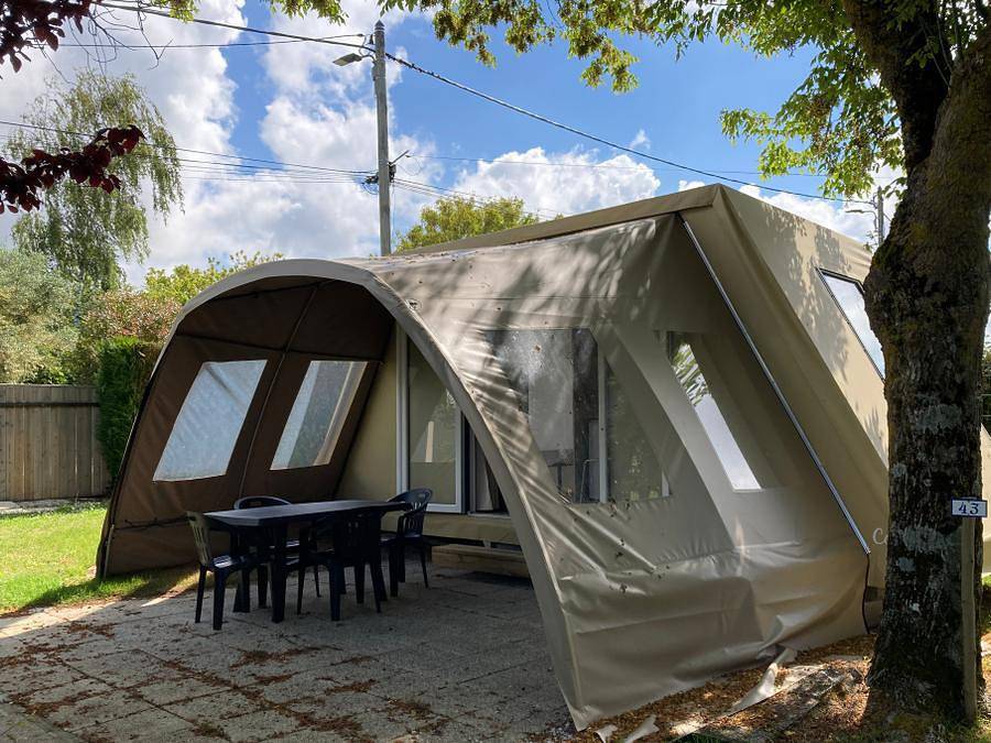 Camping Bleu Mer - Bungalow toilé 2 personnes - Coco Sweet (sans sanitaires) in Saint-Georges-de-Didonne, Côte de Beauté