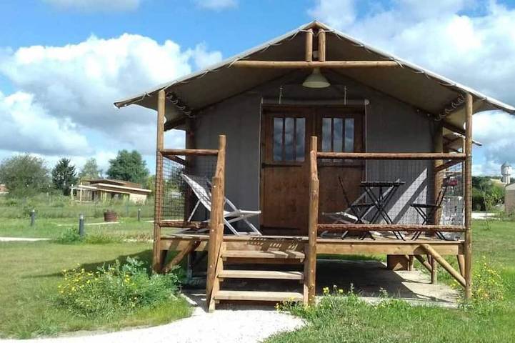 Camping pour 2 personnes, animaux acceptés dans le Loir-et-Cher