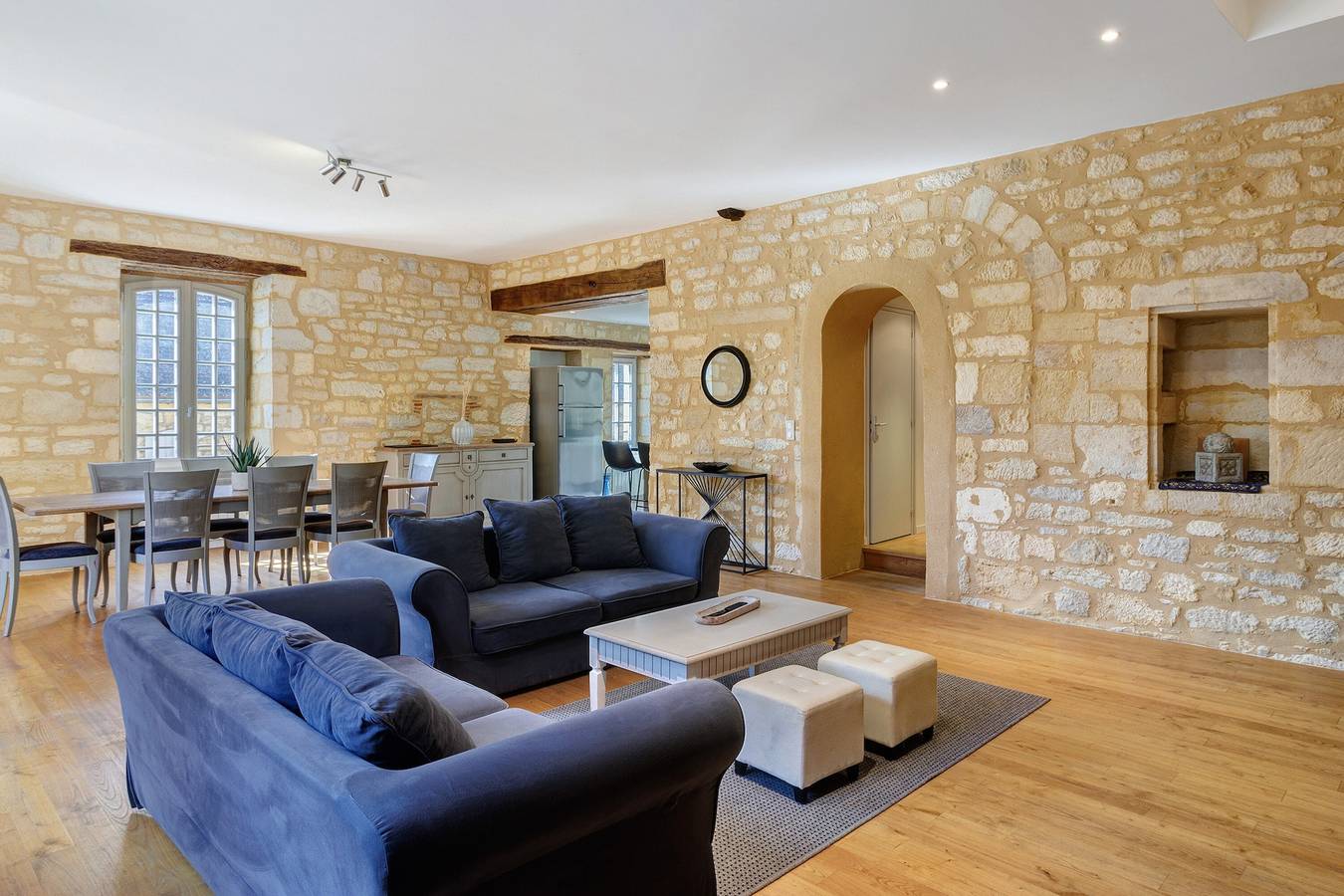 Casa Vacanze 'Coeur De Domme' con Terrazza Privata, Wi-Fi e Aria Condizionata in Domme, Périgord Noir