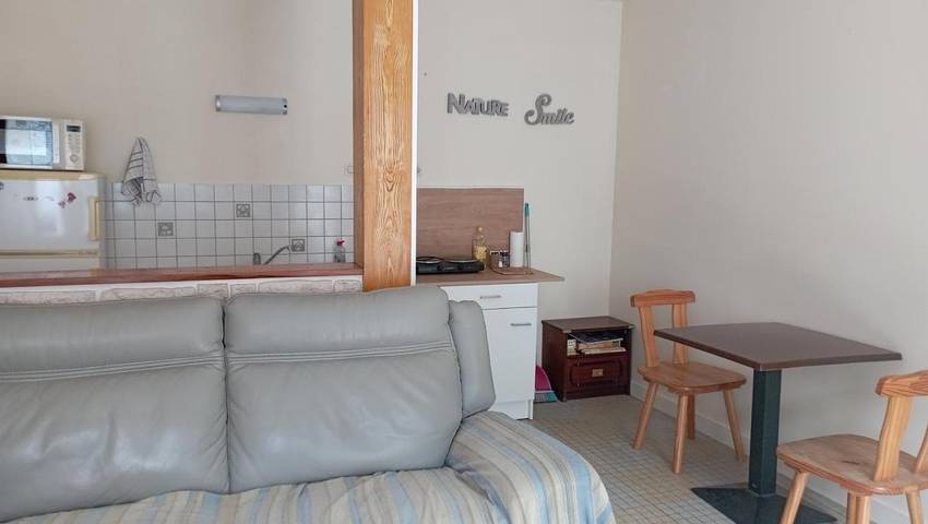 Gîte pour 2 personnes, avec Terrasse à Brioux-sur-Boutonne - 2