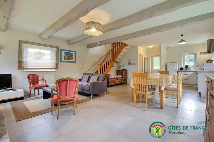 Gîte pour 6 personnes, avec Terrasse et Jardin à Plougoumelen