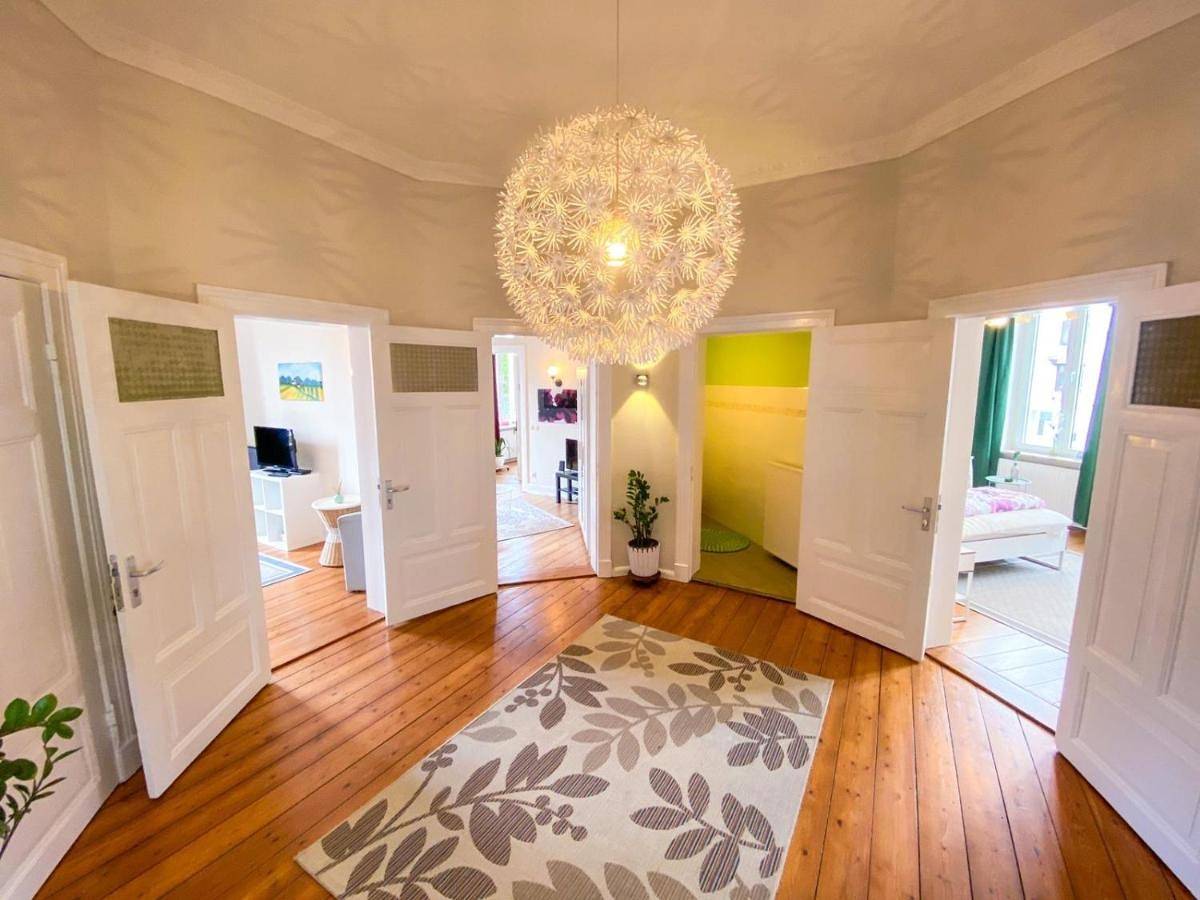 Villa Hanseart Lübeck - Privatzimmer in zentraler Lage in Lübeck (Stadt), Lübeck