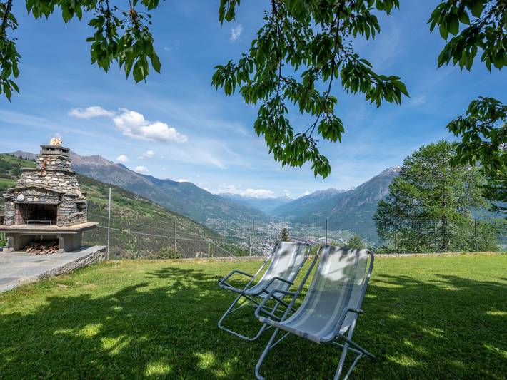 Location de vacances pour 4 personnes, avec terrasse et jardin dans Vallée d'Aoste - 3