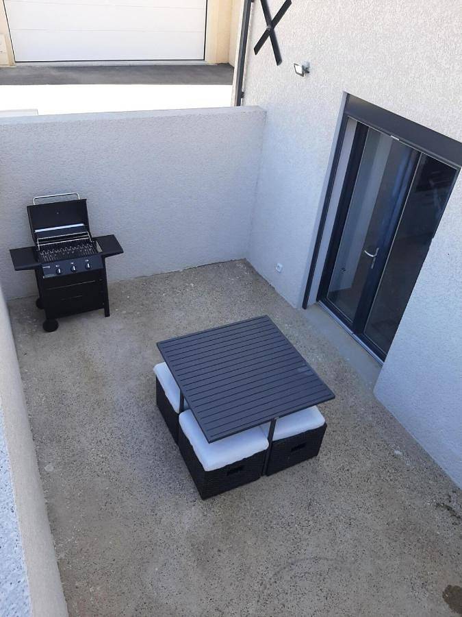 Three-Bedroom House in Beausemblant, Région de Valence