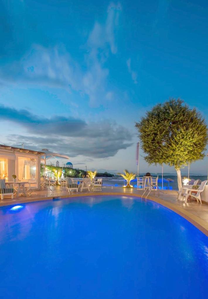 Hôtel pour 2 personnes, avec piscine ainsi que jardin et jacuzzi, adapté aux familles