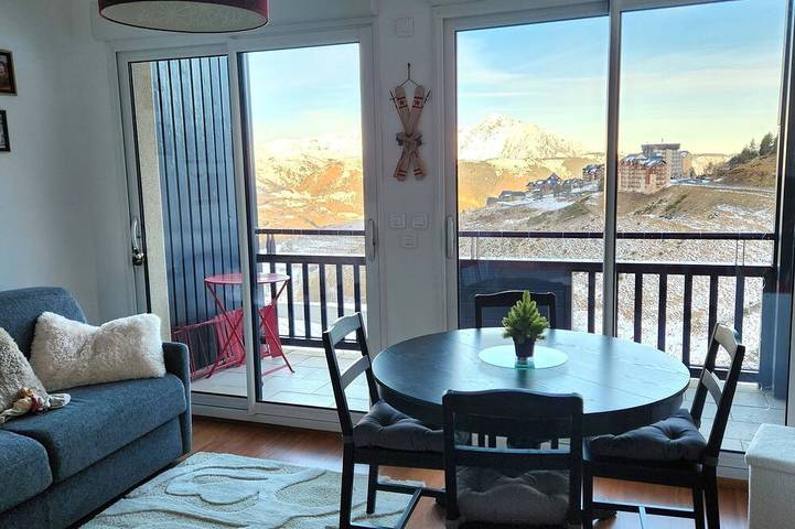 Location de vacances pour 6 personnes, avec Balcon ainsi que Jacuzzi et Sauna à Peyragudes