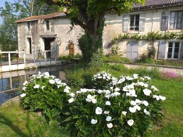 Gîte pour 2 personnes, avec jardin et terrasse à La Mothe-Saint-Héray