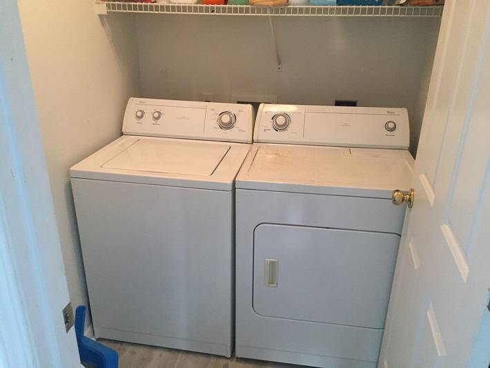 Vacation house for 8 people, with hot tub and yard in Garden City (SC)