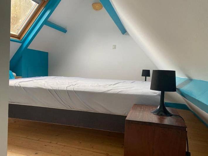 Location de vacances pour 4 personnes, avec terrasse ainsi que piscine et jardin à Sainte-Hélène (France) - 3