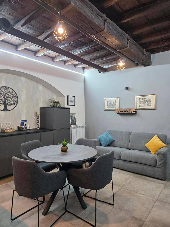 Appartamento intero, One-Bedroom Apartment in Frascati, Castelli Romani