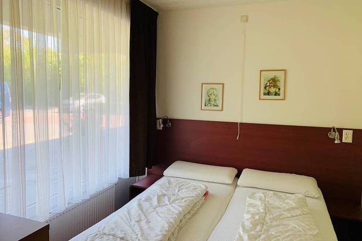 Ferienwohnung für 6 Personen, mit Garten und Pool sowie Terrasse in Westkapelle - 2