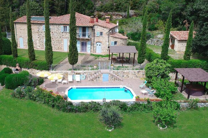 Ferienhaus für 5 Personen, mit Garten und Balkon sowie Whirlpool