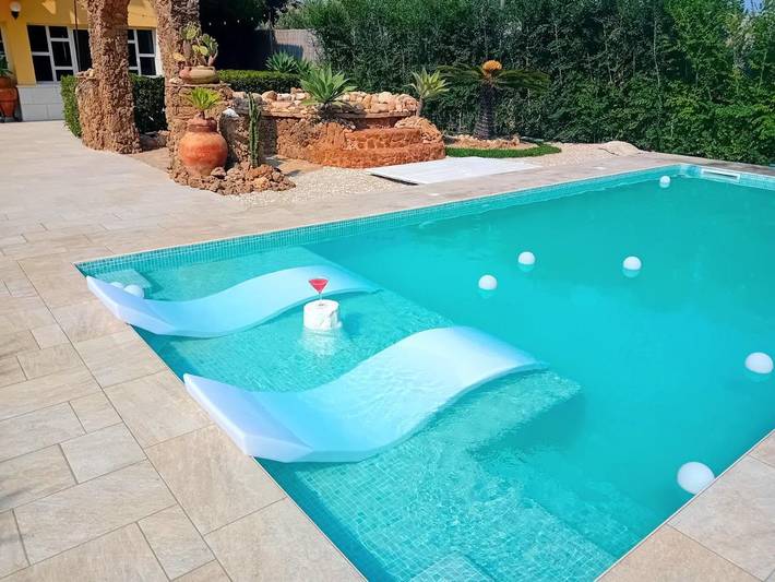 Ferienhaus für 10 Personen, mit Balkon und Terrasse sowie Garten und Pool in Licata