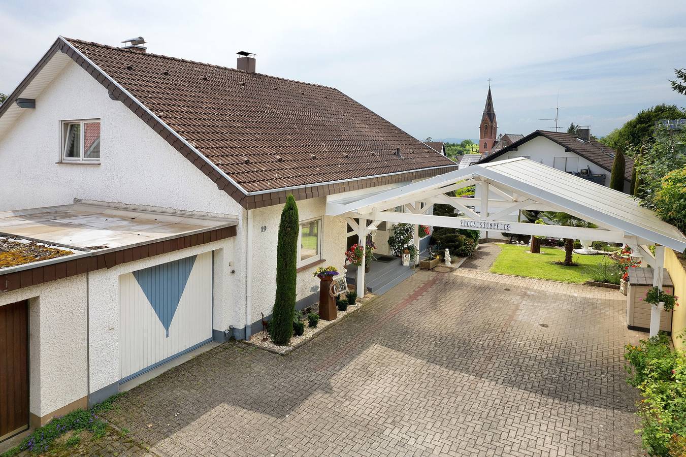Ganze Wohnung, Ferienwohnung 'Villa Stumpf' mit Bergblick, privater Terrasse und Wlan in Friesenheim, Mittlerer Schwarzwald