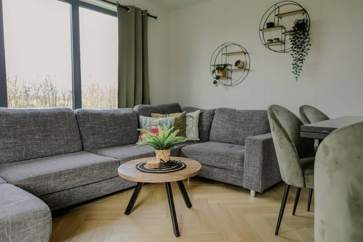 Bauernhof für 6 Personen, mit Balkon/Terrasse und Terrasse sowie Sauna in Zeeland