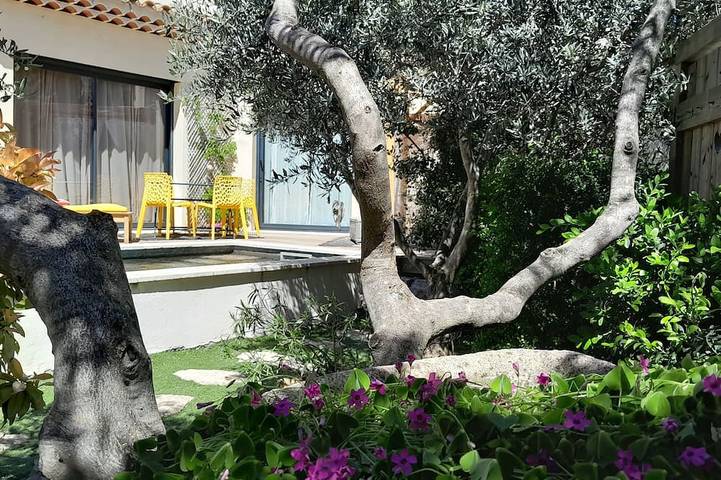 Ferienhaus für 2 Personen, mit Terrasse und Garten