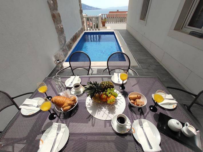 Apartament wakacyjny dla 8 osób, z widok i balkon oraz basen - 1