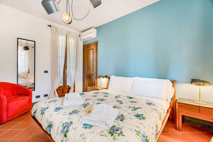 Gîte pour 8 personnes, avec jardin à Sarzana - 4