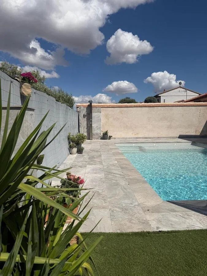 Maison de vacances pour 10 personnes, avec jardin et piscine, adapté aux familles - 1