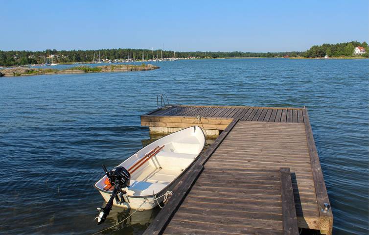Maison de vacances pour 8 personnes avec terrasse in Vikbolandet