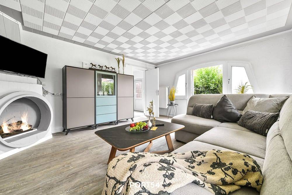 Ganze Wohnung, Hausboot Unterdeck - für 4 Personen, 2 Schlafzimmer, Garten in Büsum, Dithmarschen