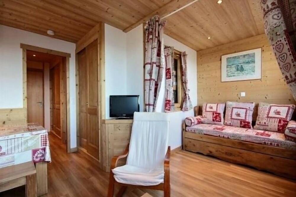 Apartamento entero, Encantador apartamento renovado, 4 pers, al pie de pistas, cerca de tiendas in Plagne Centre, La Plagne-Tarentaise