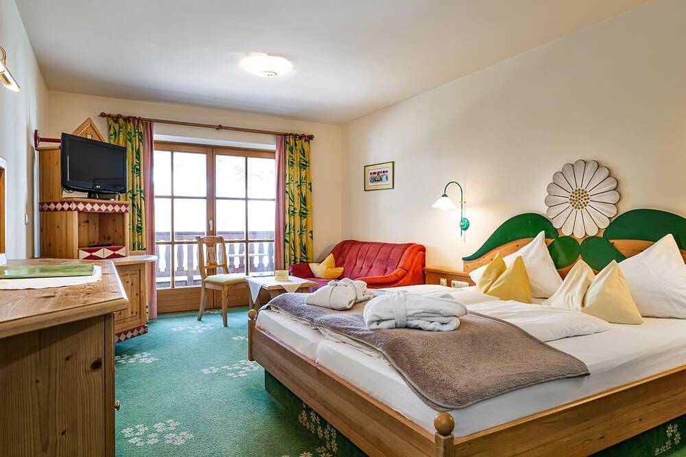 Komfort-Doppelzimmer 25, 7 Nächte - Wellnesshotel Mitterwirt in Dienten am Hochkönig, Pinzgau