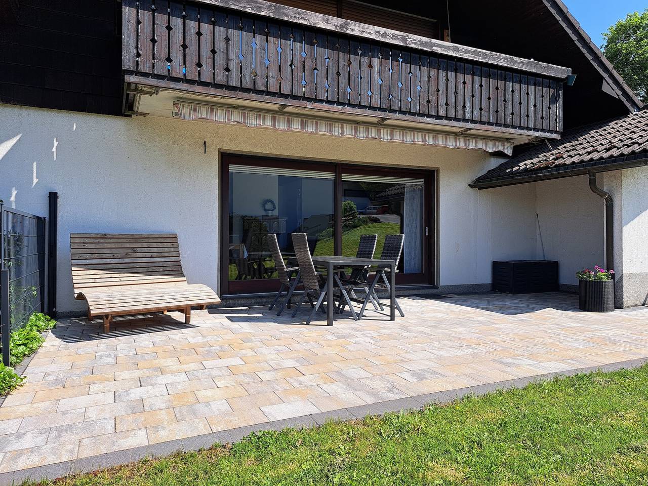 Apartamento entero, Apartamento Sauerland Feeling con vistas a la montaña, terraza privada y wifi in Olsberg, Upland