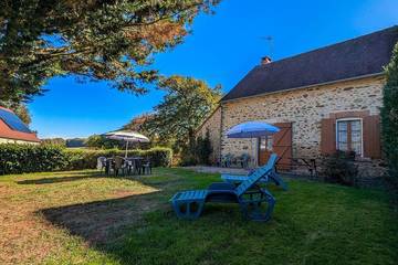 Gîte pour 5 personnes, avec jardin à Orsennes