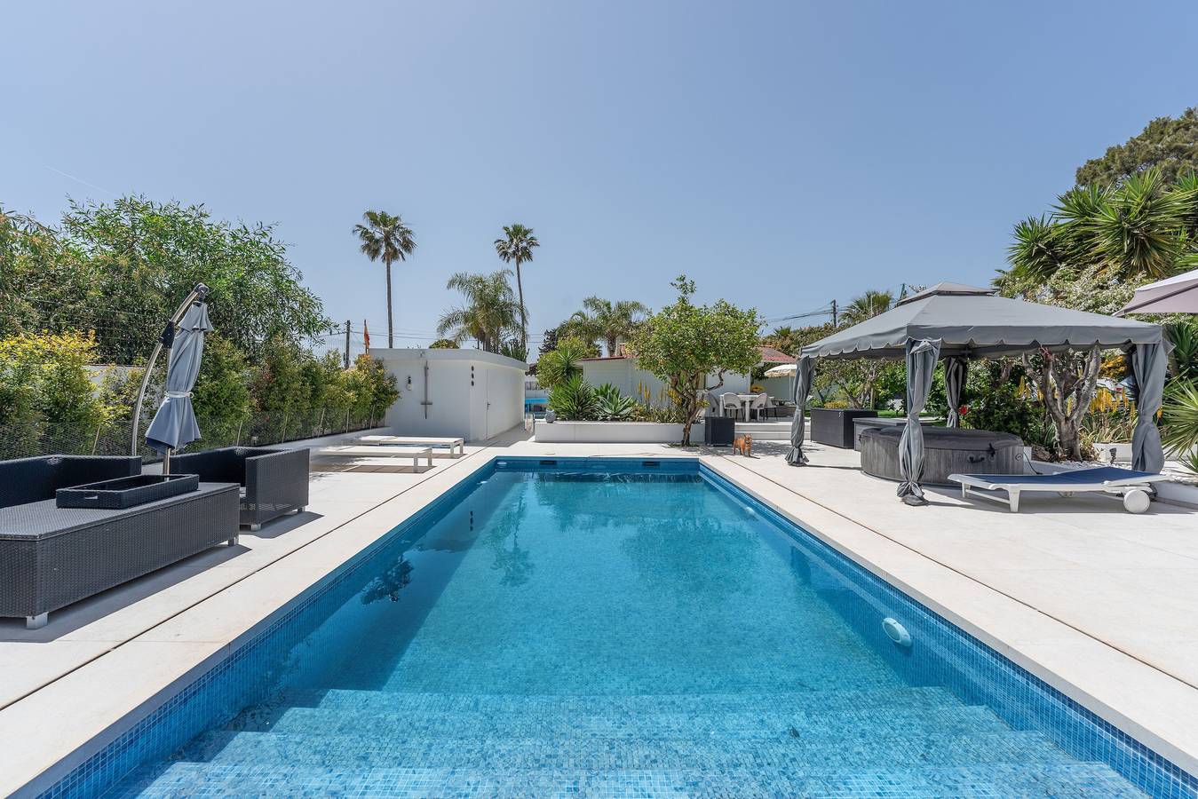 Maison d’hôtes « Casa Caro » avec vue montagne, Wi-Fi et climatisation in La Gaspara, Estepona