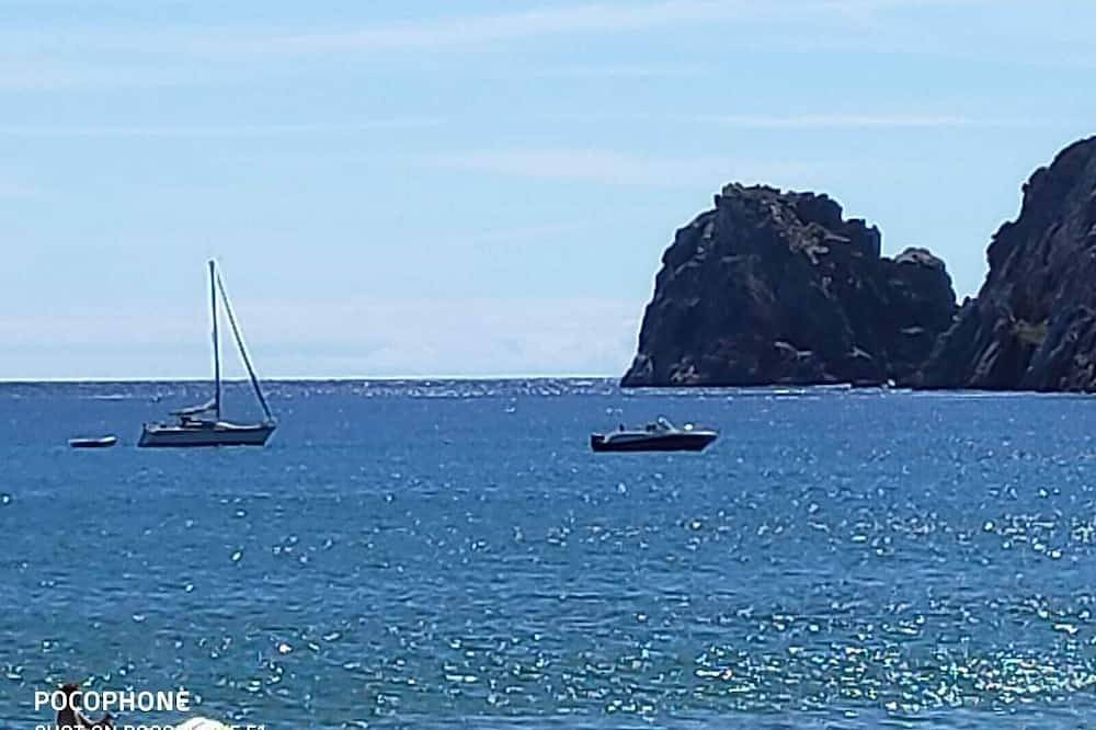Maison Plein Pied a Loué a Camaret sur mer in Camaret-sur-Mer, Iroise