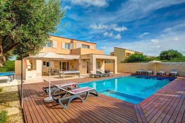 Villa in Ciutadella, Menorcas Küste für 8 